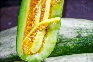 网红被打吃瓜,吃瓜群众热议，真相究竟如何？  第2张